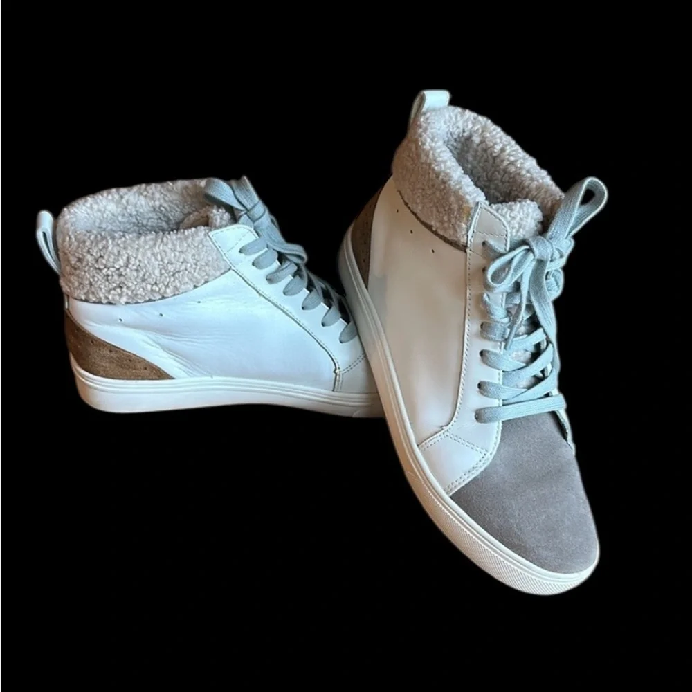Blondo Giulia high top shearling waterproof sneaker